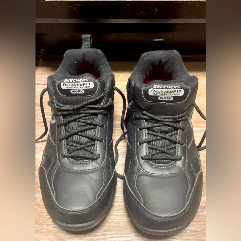 Sketcher’s Relaxed Fit Memory Foam Work Shoes (black)